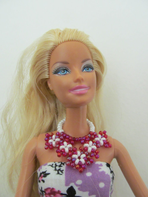 Náhrdelník pro panenku Barbie — foto 1