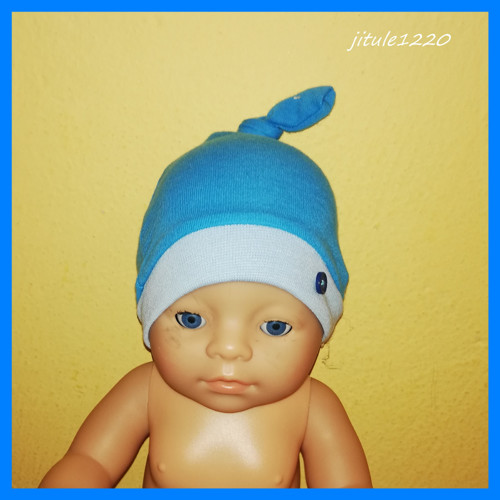 Čepička na panenku 43 cm — foto 1