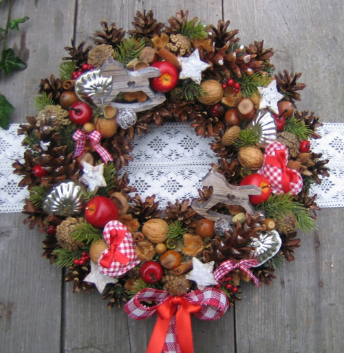 Adventní věnec s koníky — foto 1