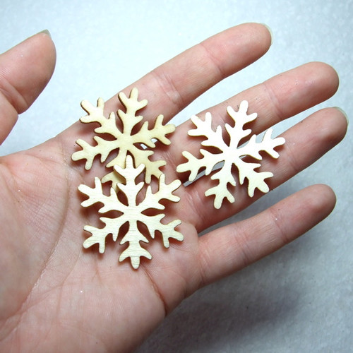 Dřevěné sněhové vločky 4 cm, 3 ks