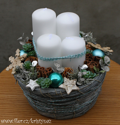 Adventní svícen ve světle modré — foto 1