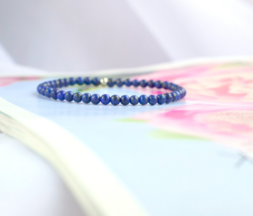 Náramek z lapis lazuli 4 mm — foto 1