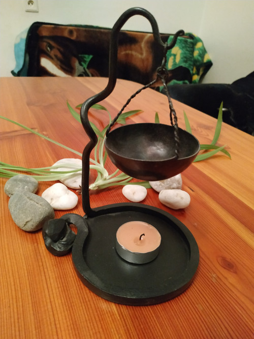 Kovaná aromalampa — foto 1