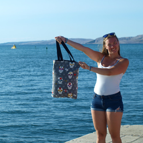 Taška - Lebky — foto 1
