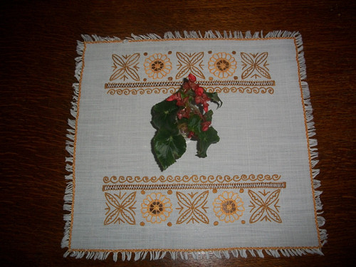 Ubrus - vyšívání - na tesilenu - 38 x 36 cm