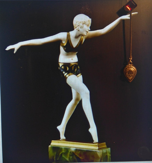 Art deco biograf: Lanvin et eau — foto 1