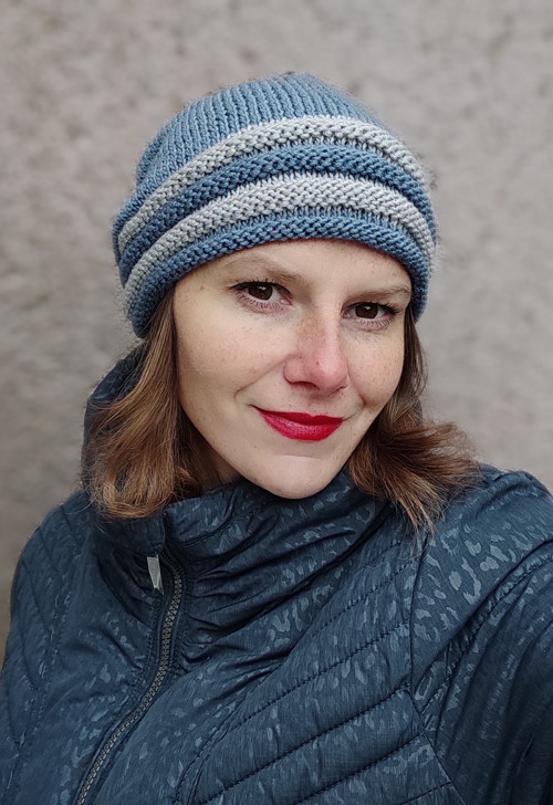 Dámská čapka MODRO - ŠEDÁ 50% merino — foto 1