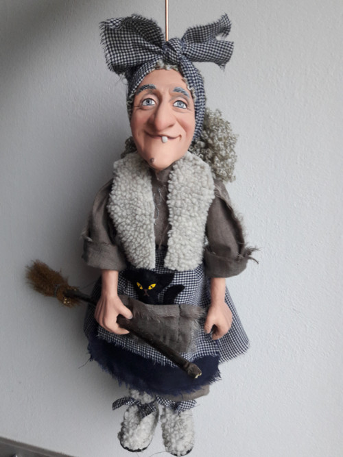 Paní Ježibaba - loutka, marioneta ...