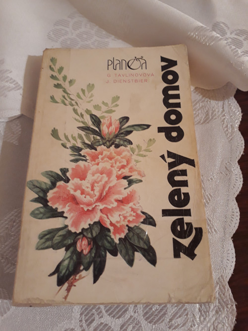 Kniha Zelený domov...