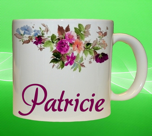 Hrnek se jménem PATRICIE