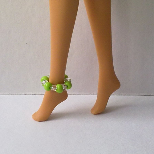 Šperky pro Barbie - náramek na nohu