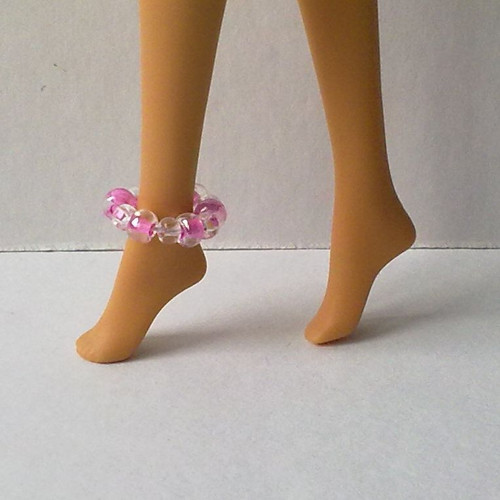 Šperky pro Barbie - náramek na nohu