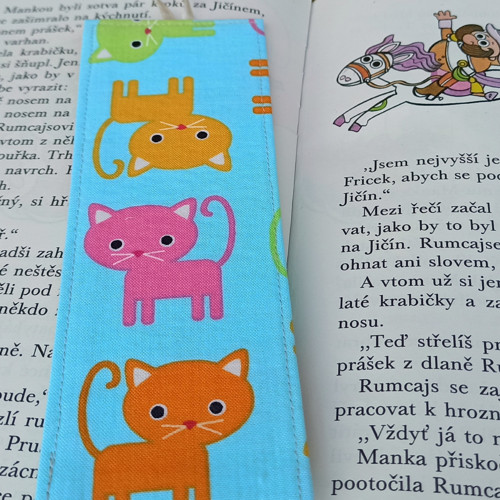 Kočky - záložka — foto 1