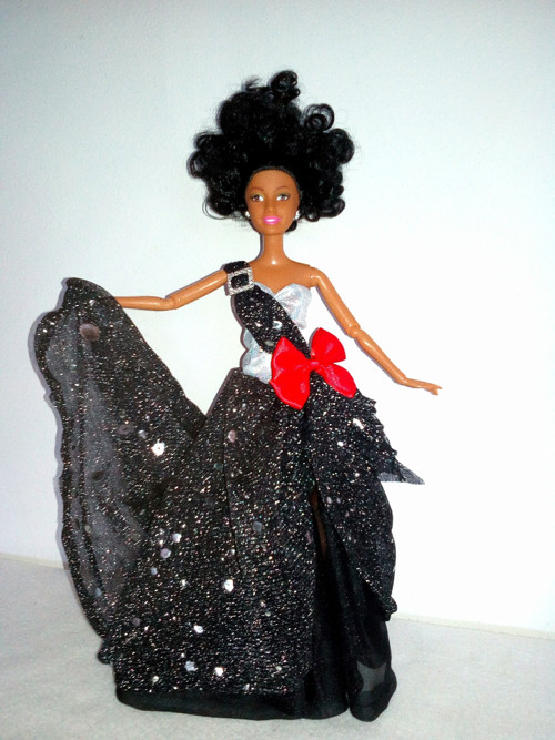 Šaty pro Barbie — foto 1