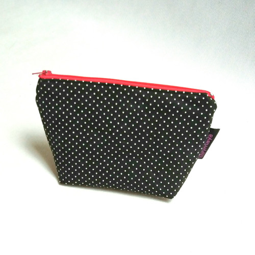 Kosmetická kapsička dots — foto 1