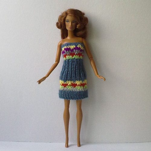 Oblečky pro Barbie - šaty — foto 1