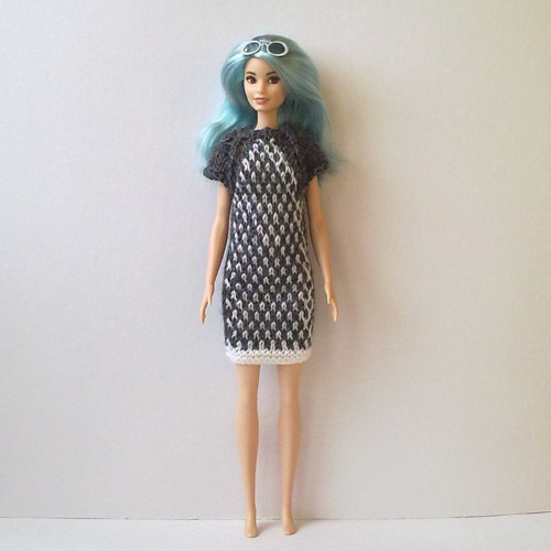 Oblečky pro Barbie - šaty — foto 1