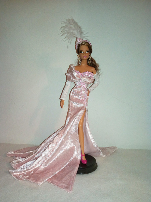 Šaty pro Barbie 2 — foto 1