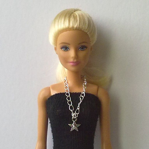 Šperky pro Barbie - řetízkový náhrdelník — foto 1