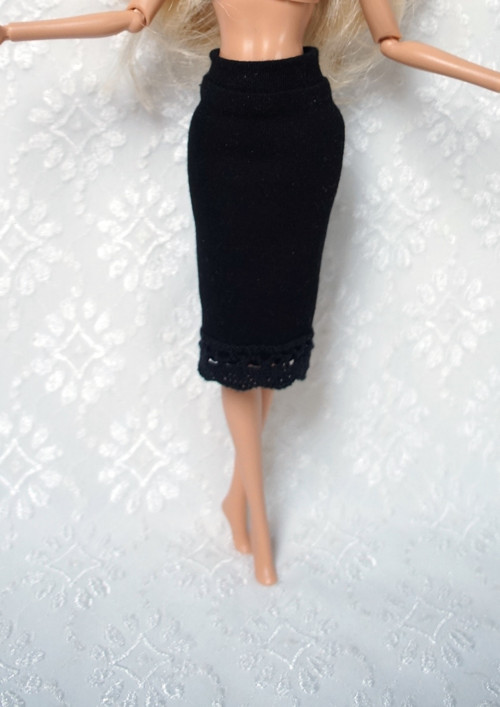 Delší sukně pro Barbie — foto 1