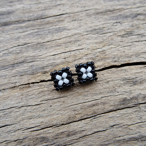 Mini puzetky - Černá s bílou II. — foto 1