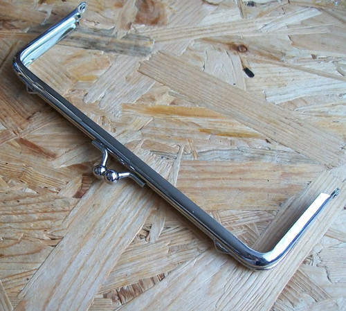 Rámeček Na Kabelku Platinový - 18 cm