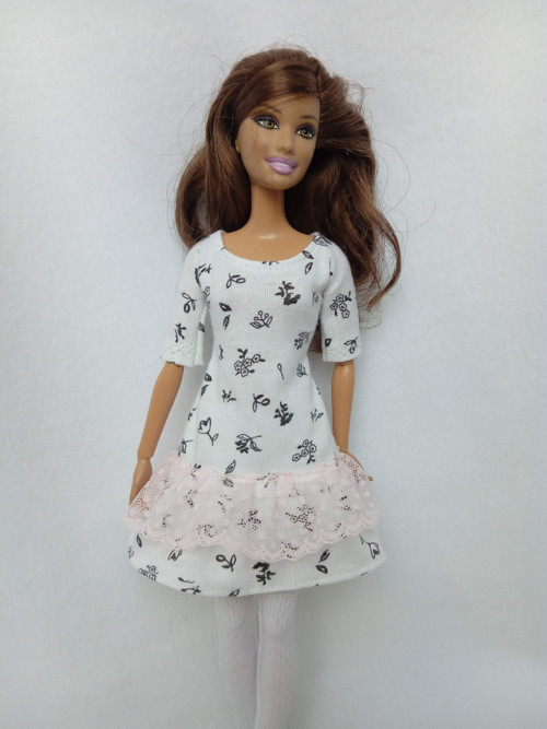 Šatičky pro Barbie — foto 1