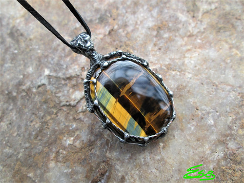 Talisman ,, Nespoutanosti " — foto 1