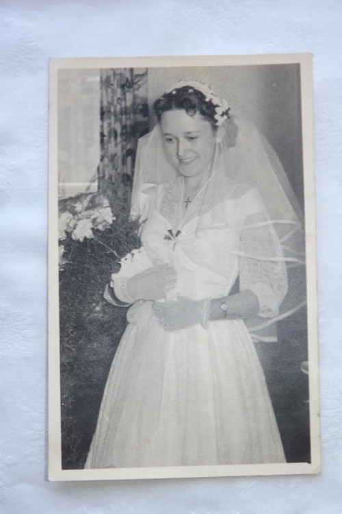 Svatební móda v r. 1954