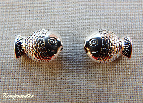 Kovový korálek ryba 11x8mm 1kus