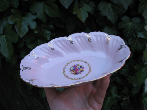 Porcelánová miska, růžový porcelán