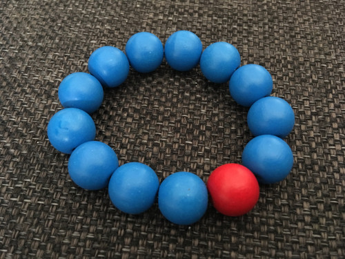 Modrá s červenou- royal blue