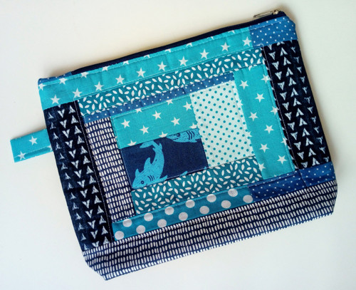 Taštička patchwork v modré