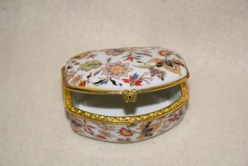 Krabička porcelán — foto 1