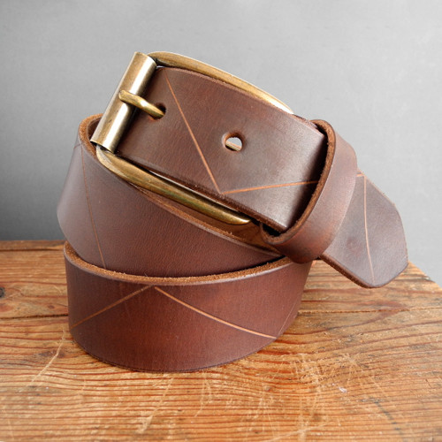 Brown N°11 - š 3,8 cm; pás: 85-100 cm