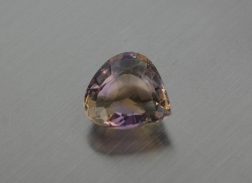 AMETRINE 15,4 x 15,6 mm hruška přírodní broušený