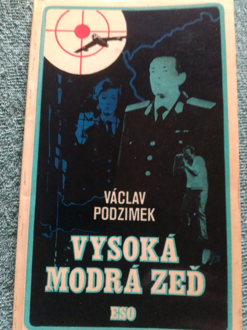 Kniha, Václav Podzimek - Vysoká modrá zeď