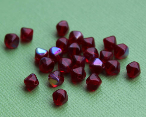 6 mm Lucerny pyramidky červené rubín AB