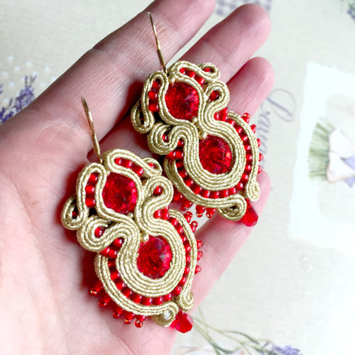 Soutache náušnice "Gold and Red"