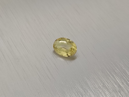 Přírodní heliodor ovál 5.6x7.7 mm broušený