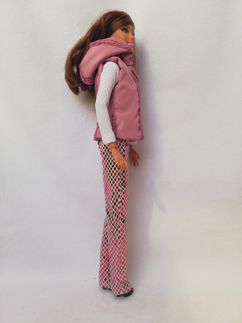 Vestička pro Barbie — foto 1