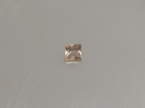 Přírodní morganit čtverec 4.0x4.1 mm, princess