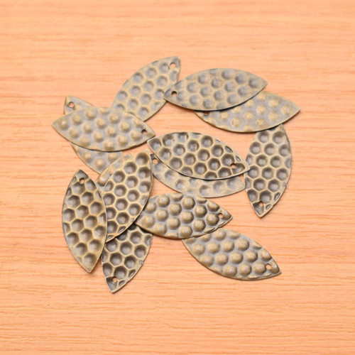 Přívěsek - 10x23mm - starobronz - kov — foto 1