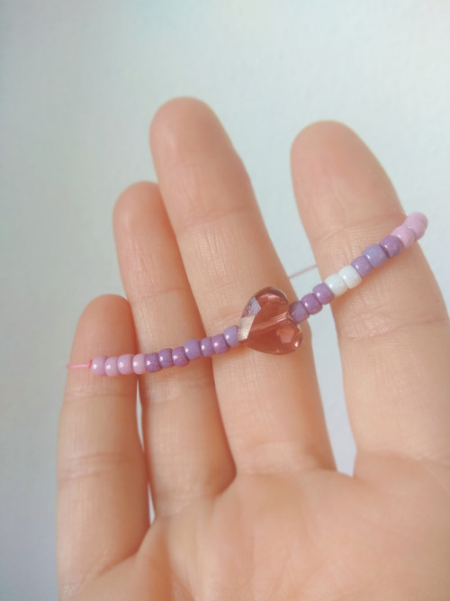 Sňůrkový náramek se srdíčkem Swarovski