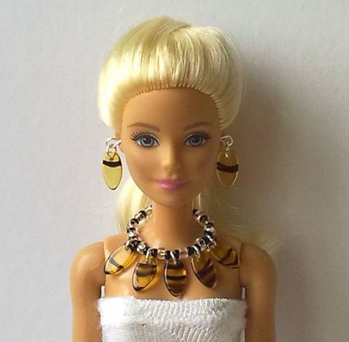 Šperky pro Barbie - náhrdelník, náušnice — foto 1