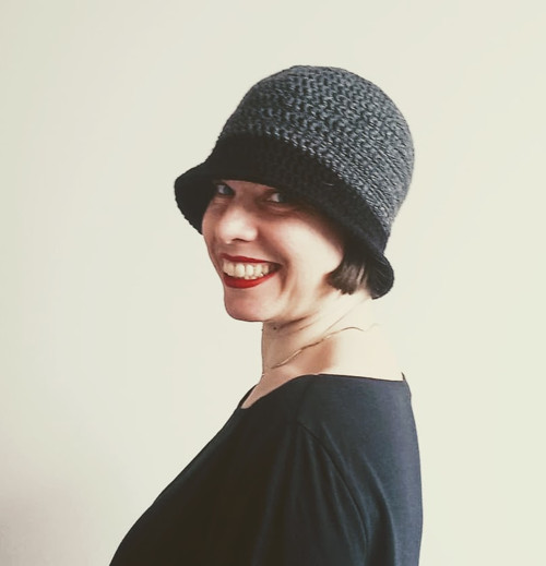 Madam Krajewska v mini - háčkovaný klobouk — foto 1
