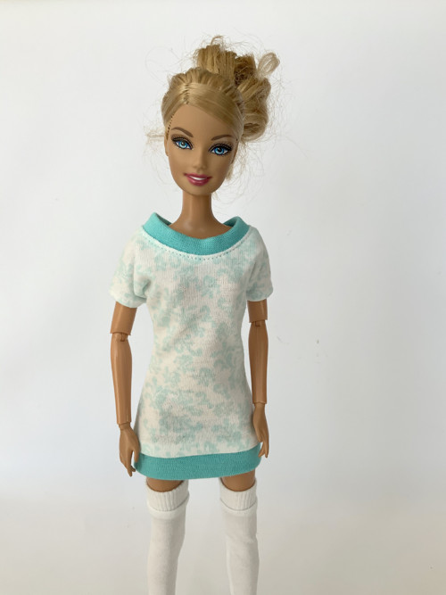 Šaty pro barbie — foto 1