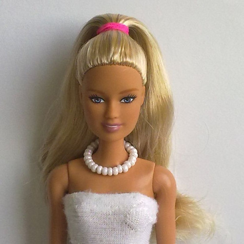 Šperky pro Barbie - náhrdelník — foto 1