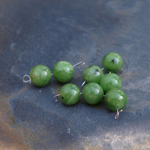Nefrit, pár 1 cm — foto 1