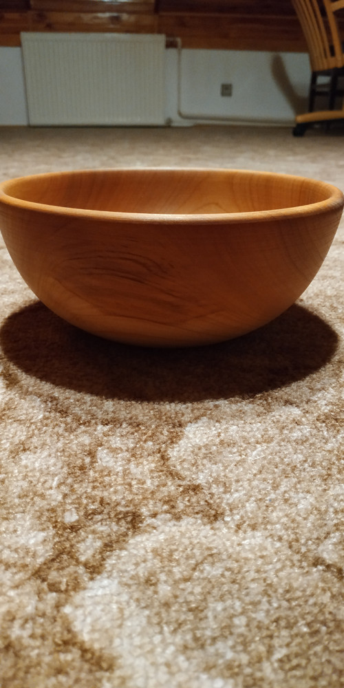 Hluboká třešeň — foto 1